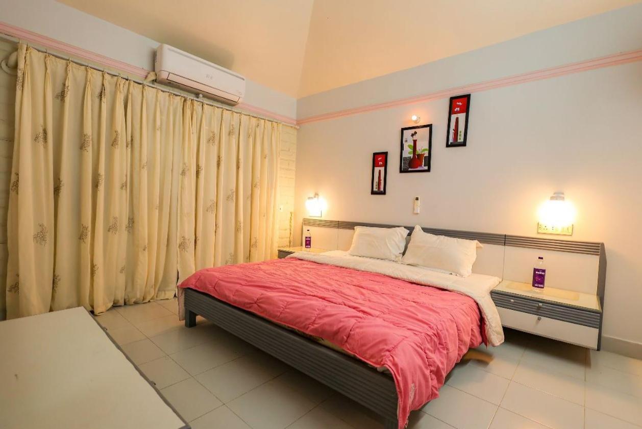 Valleycrest Villa With Swimming Pool Mahabaleshwar Bagian luar foto