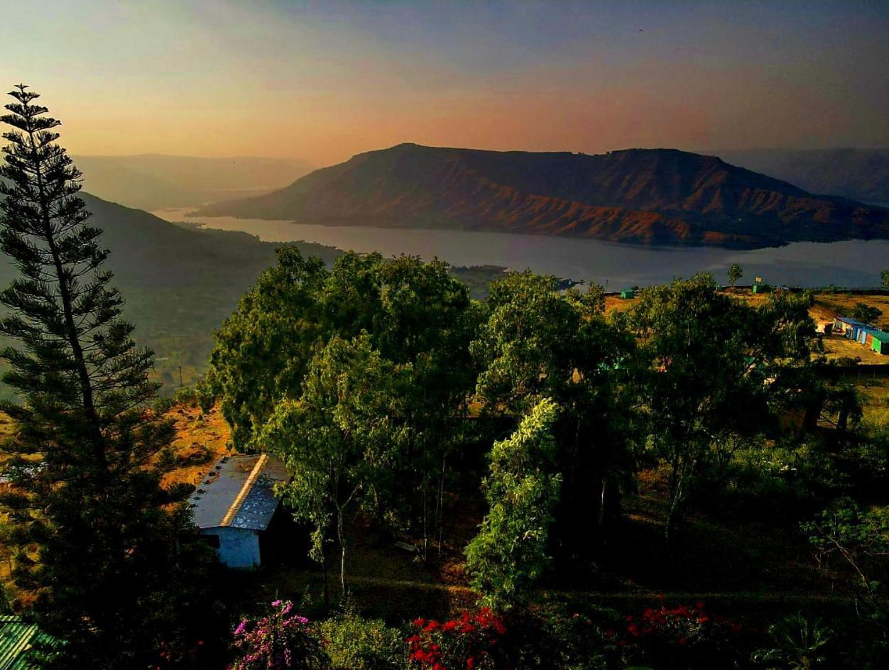 Valleycrest Villa With Swimming Pool Mahabaleshwar Bagian luar foto