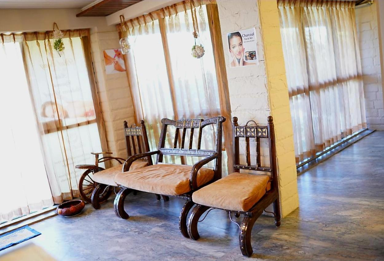 Valleycrest Villa With Swimming Pool Mahabaleshwar Bagian luar foto