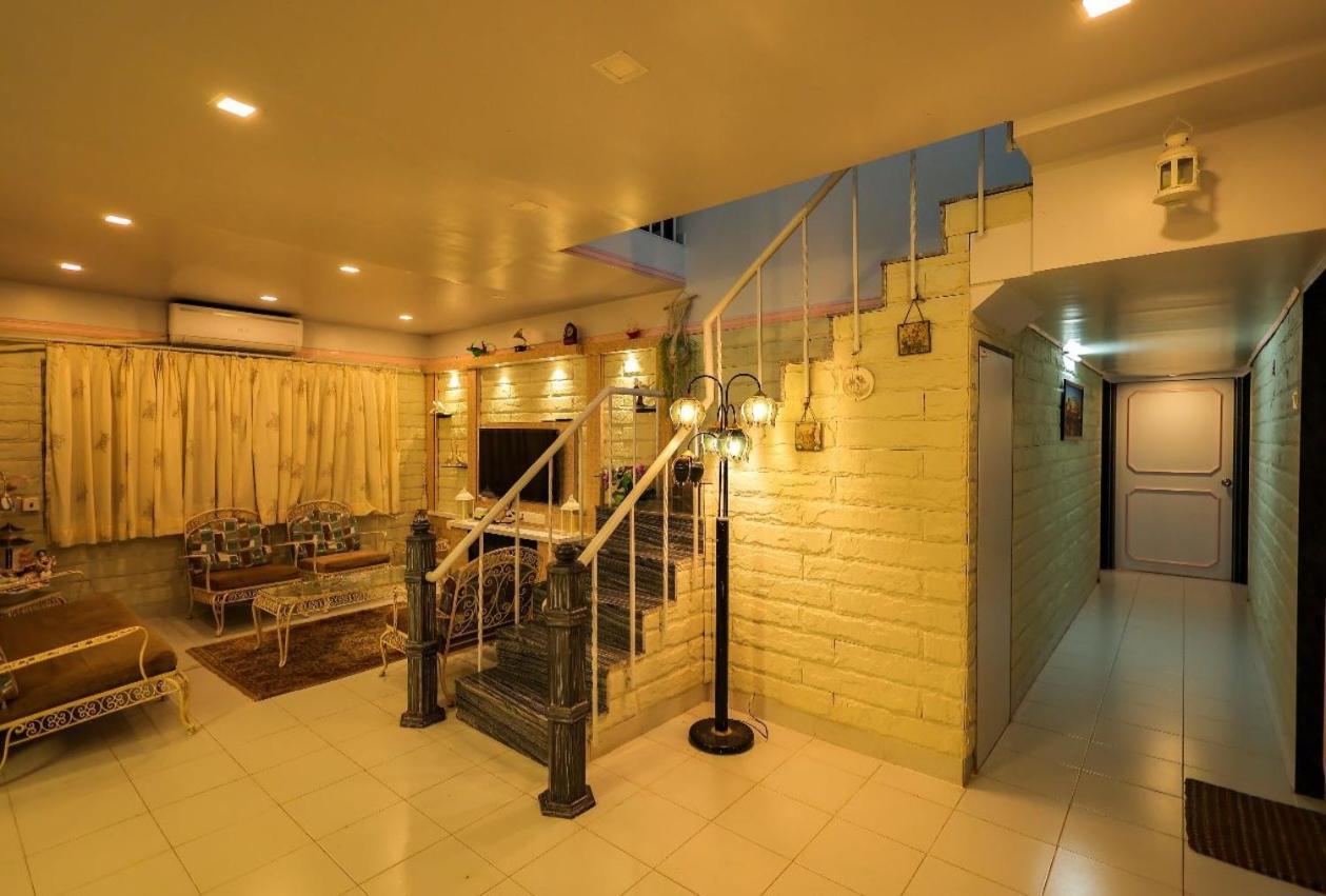 Valleycrest Villa With Swimming Pool Mahabaleshwar Bagian luar foto